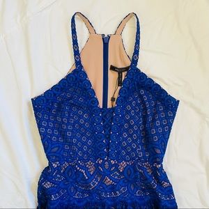BCBG MAXAZRIA Christel Larkspur Blue Size 4 Beautiful Lace Gown New w Tags